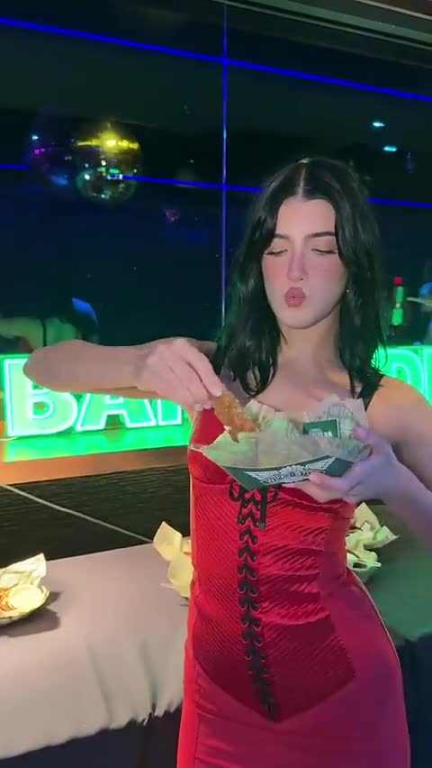 Video 271238 from Charli D&#039;Amelio / Charli Damelio