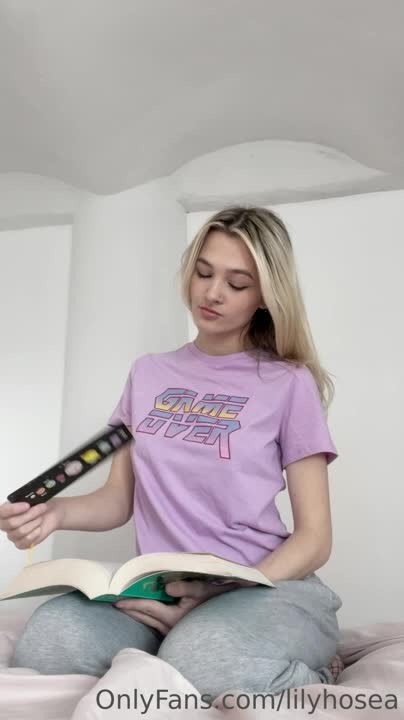 Video 645343 from Lily Hosea | lilymoonvip