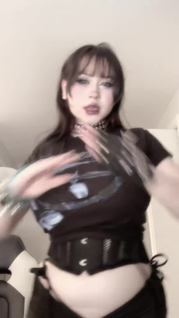 Video 645667 from D3adpann / C4rv3r / m444ko