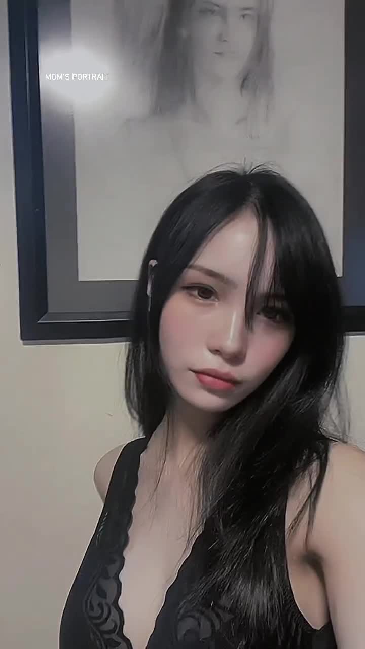 Video 645742 from Lolaaasaur / animewifey_ / animewifey__