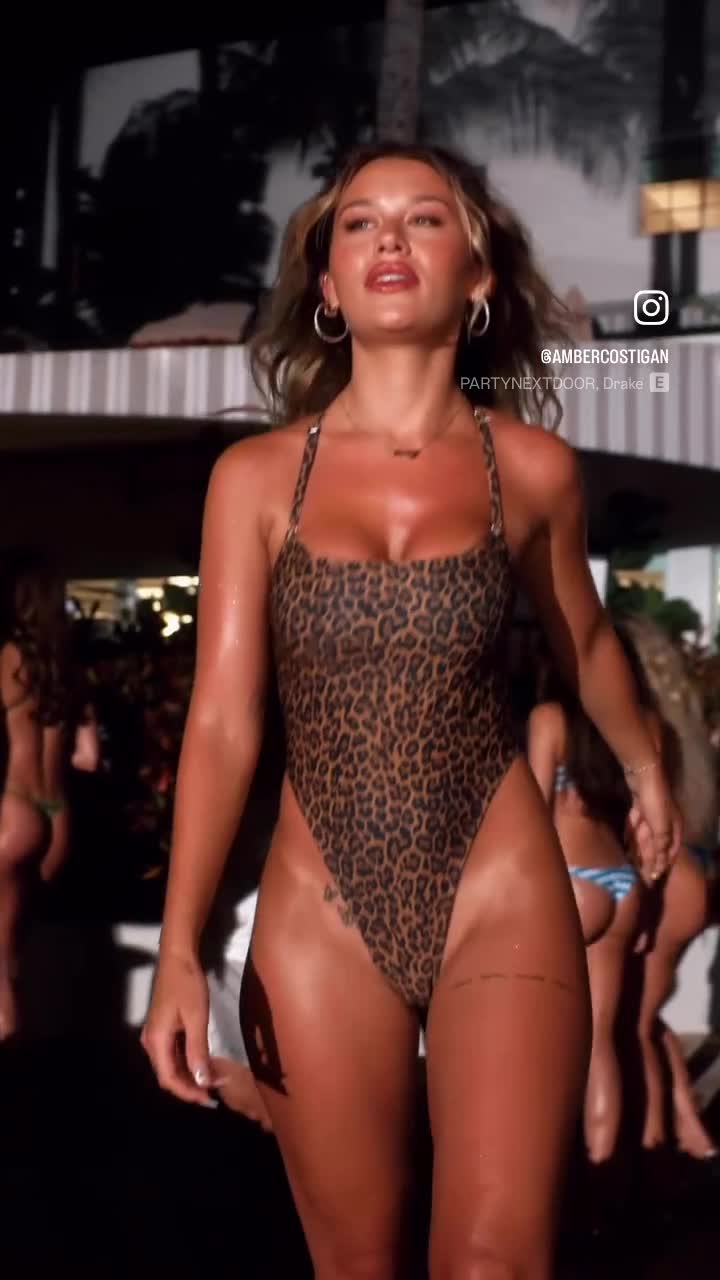 Video 647510 from ambermarieexoxo / Amber Costigan