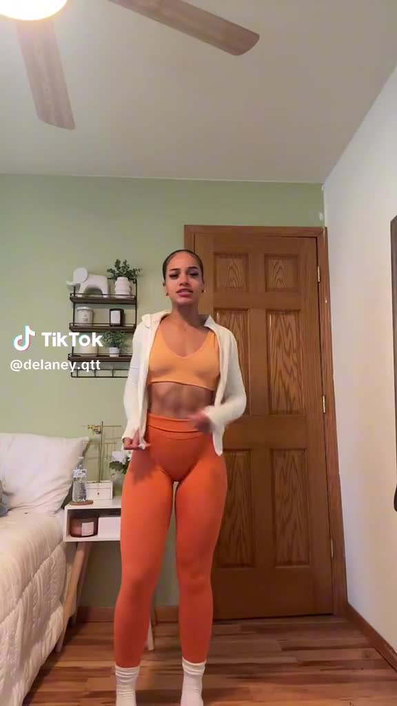 Video 648860 from delaney.qtt / delaney / laney