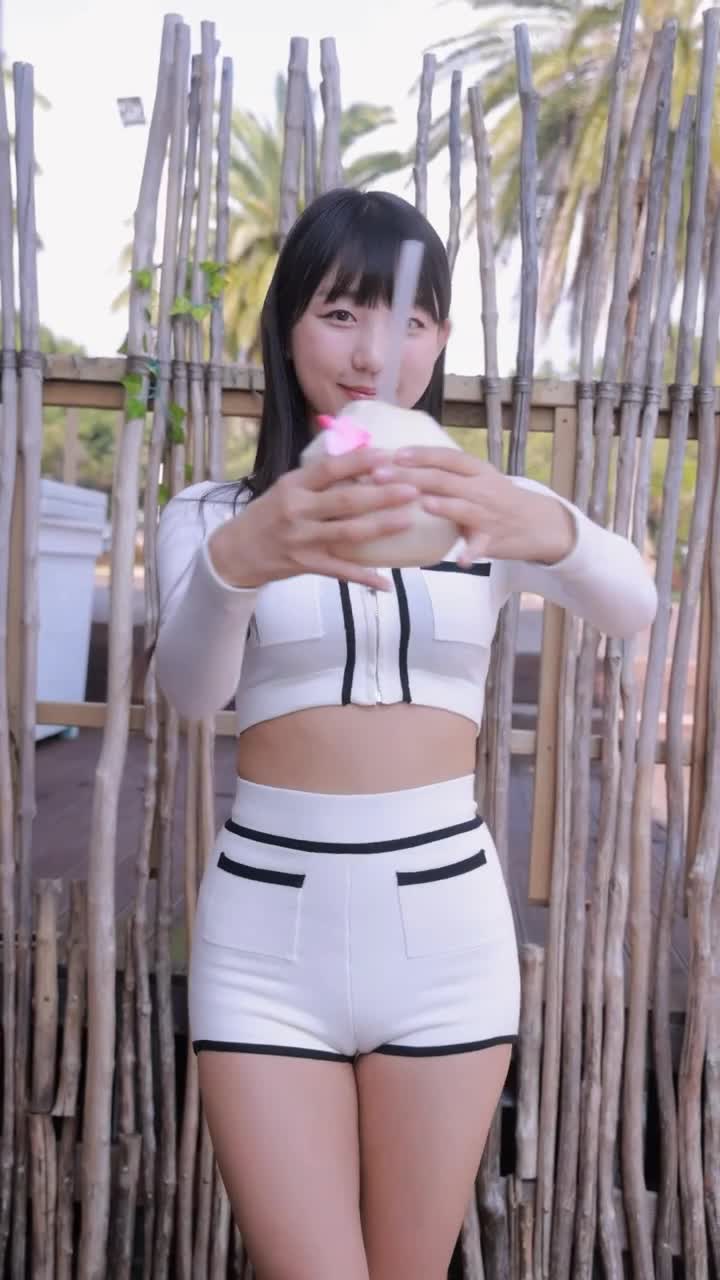 Video 651105 from Eunji Pyoapple