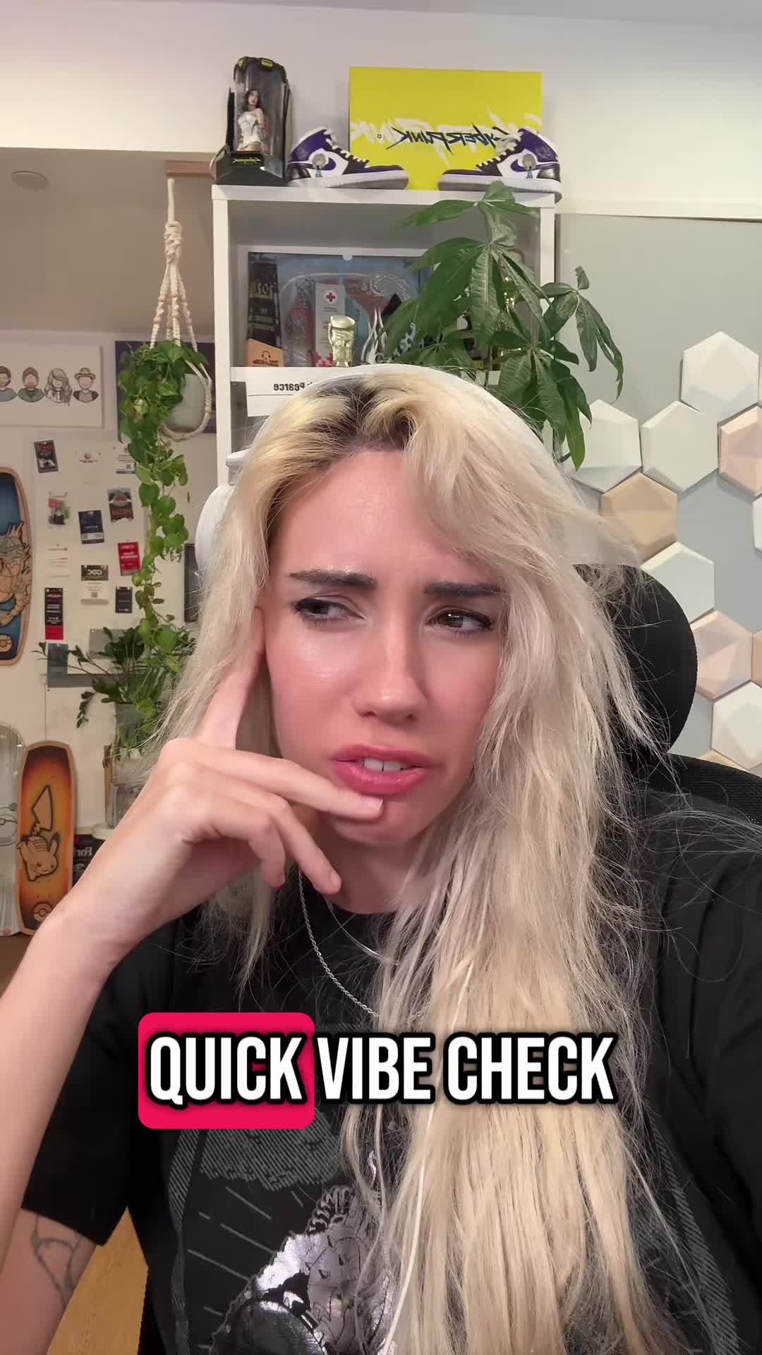 Video 652907 from Alanah Pearce - charalanahzard