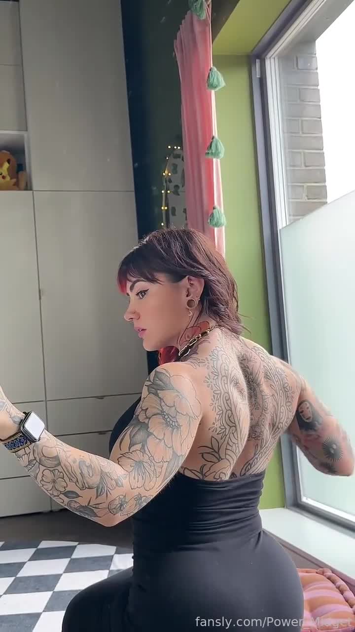 Video 653966 from Peta Lloyd / power_midget