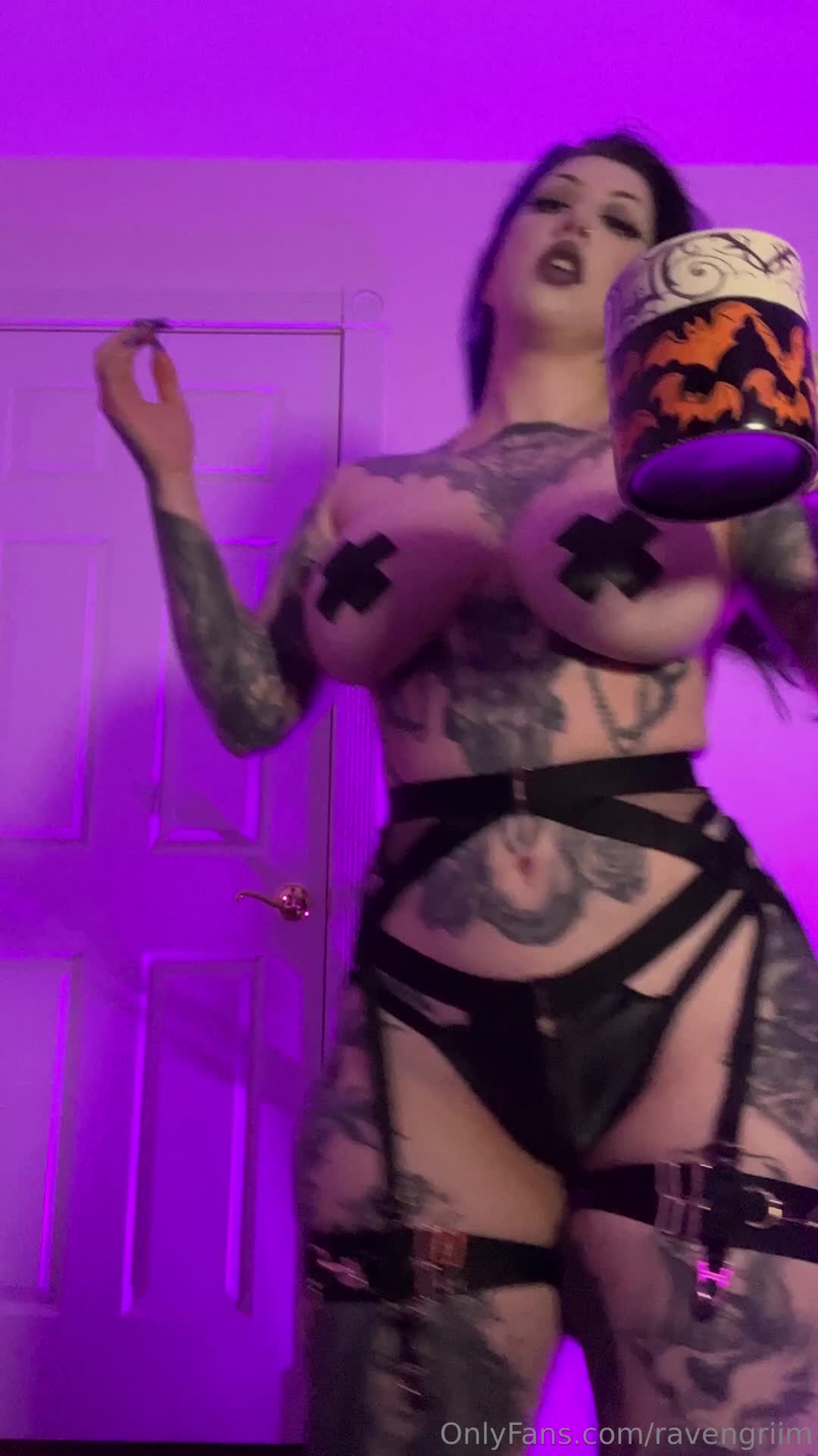 Video 290250 from Dakota Alexandra | ravengriim