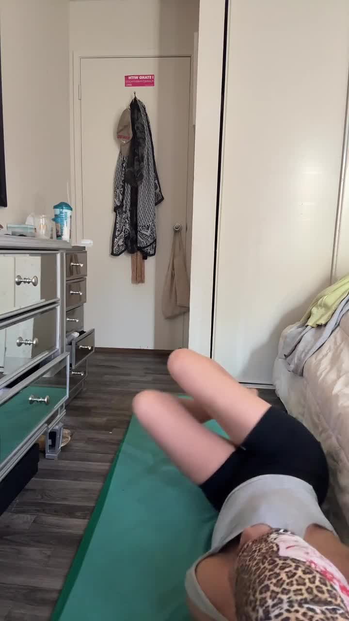 Video 655221 from Nipslips &amp; Just Chatting streamers