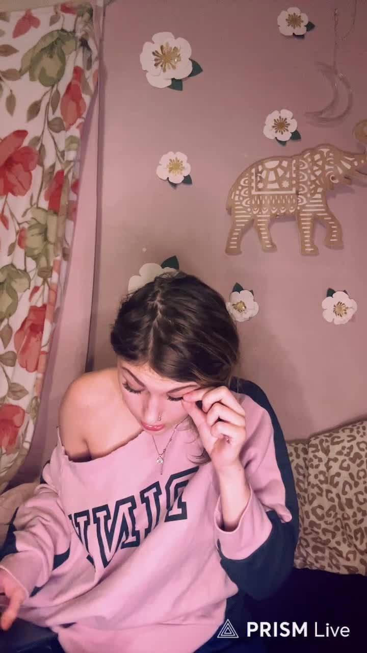 Video 655228 from Nipslips &amp; Just Chatting streamers