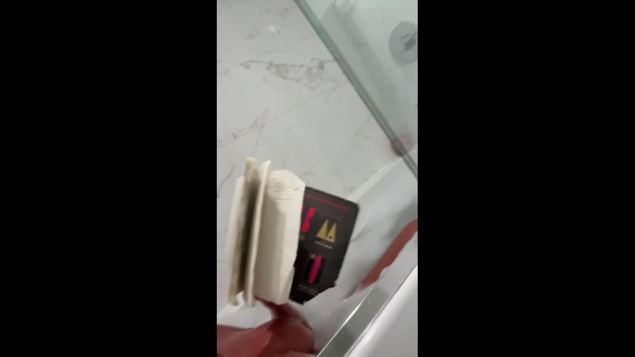 Video 655321 from Nipslips &amp; Just Chatting streamers