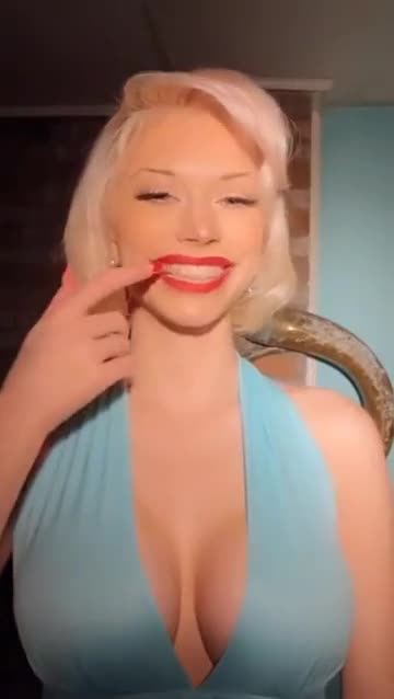 Video 656322 from PinupPixie / Cyberpunk Pixie