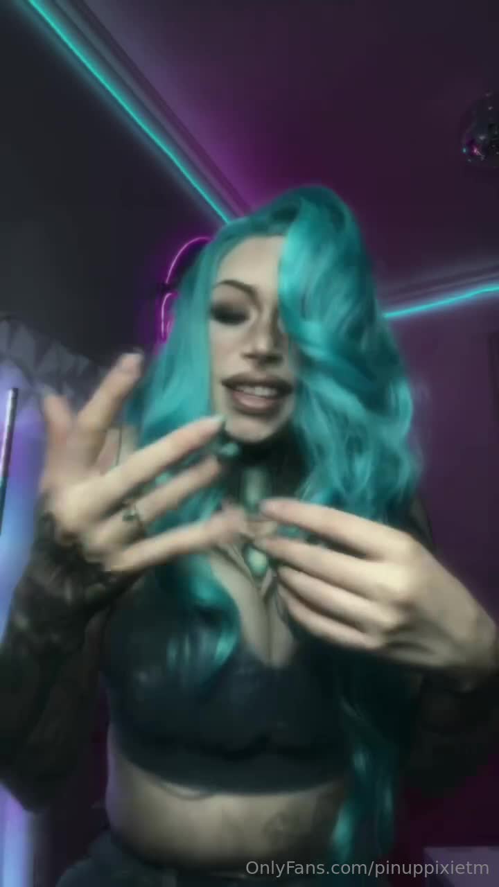 Video 656411 from PinupPixie / Cyberpunk Pixie