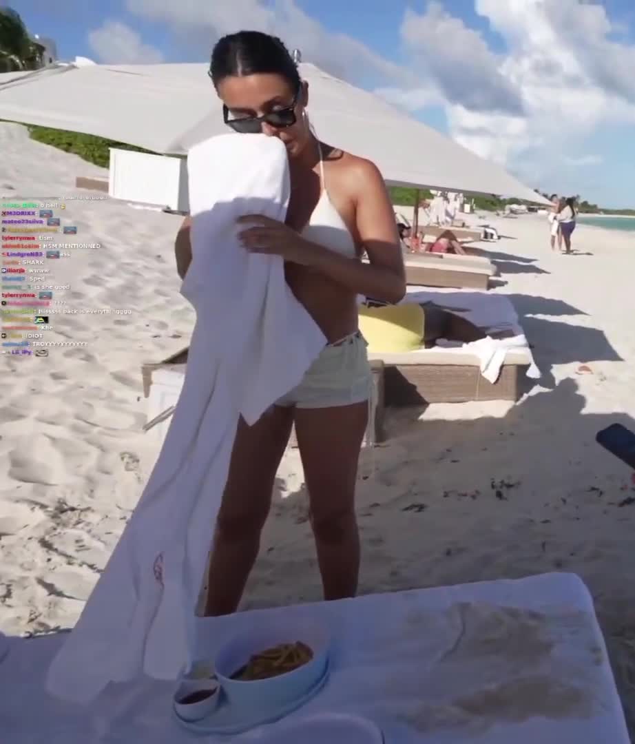 Video 656613 from Marta Diaz | martaa_diiaz