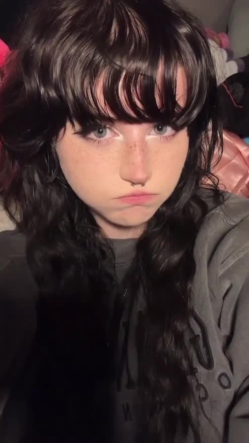 Video 657169 from mylittlerobin | Robin Grey