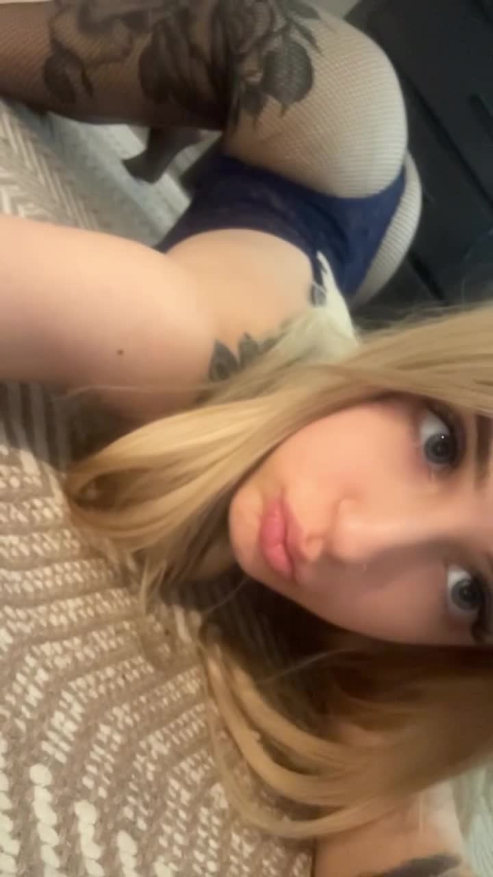 Video 660317 from lilyrose / rosiebear_1055