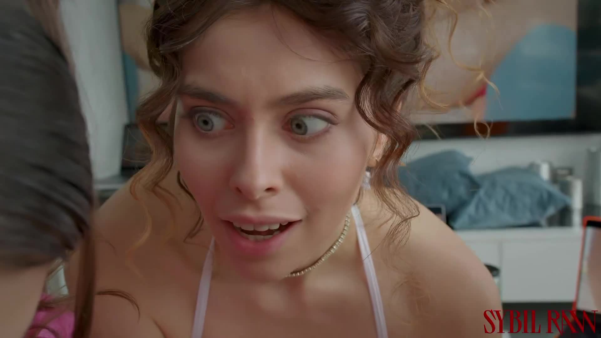 Video 660660 from bird.person / Ellie Luna