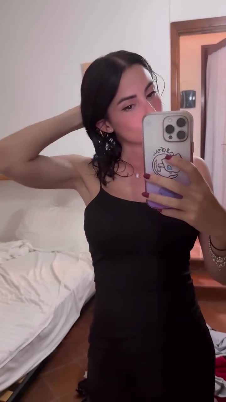 Video 663500 from Kurolily (Italian Streamer)