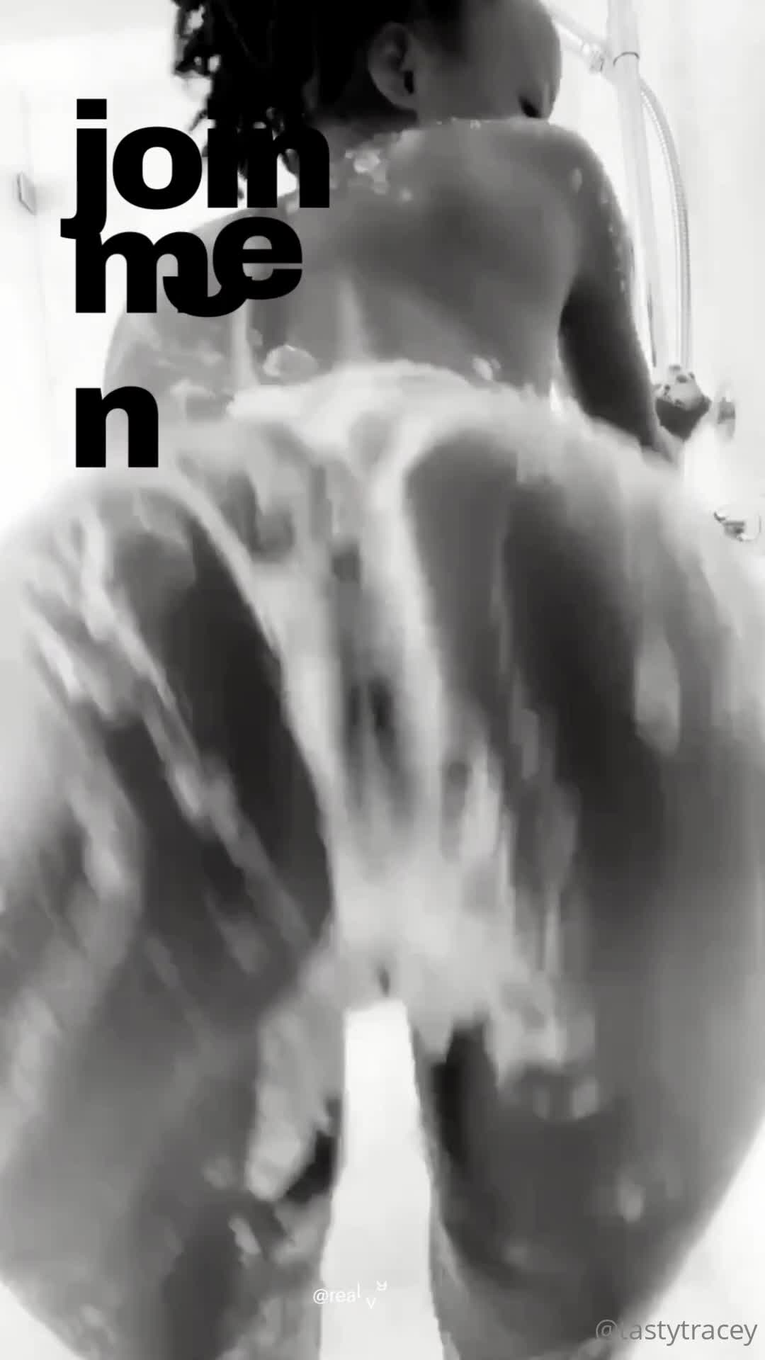 Video 663686 from tastytracey18 / PETITEDOLLL19 / PETITE DOLL / Traceycindyxxx