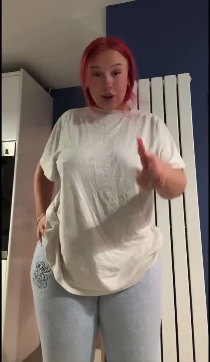 Video 680508 from Galacticawh0re // a_.rxx