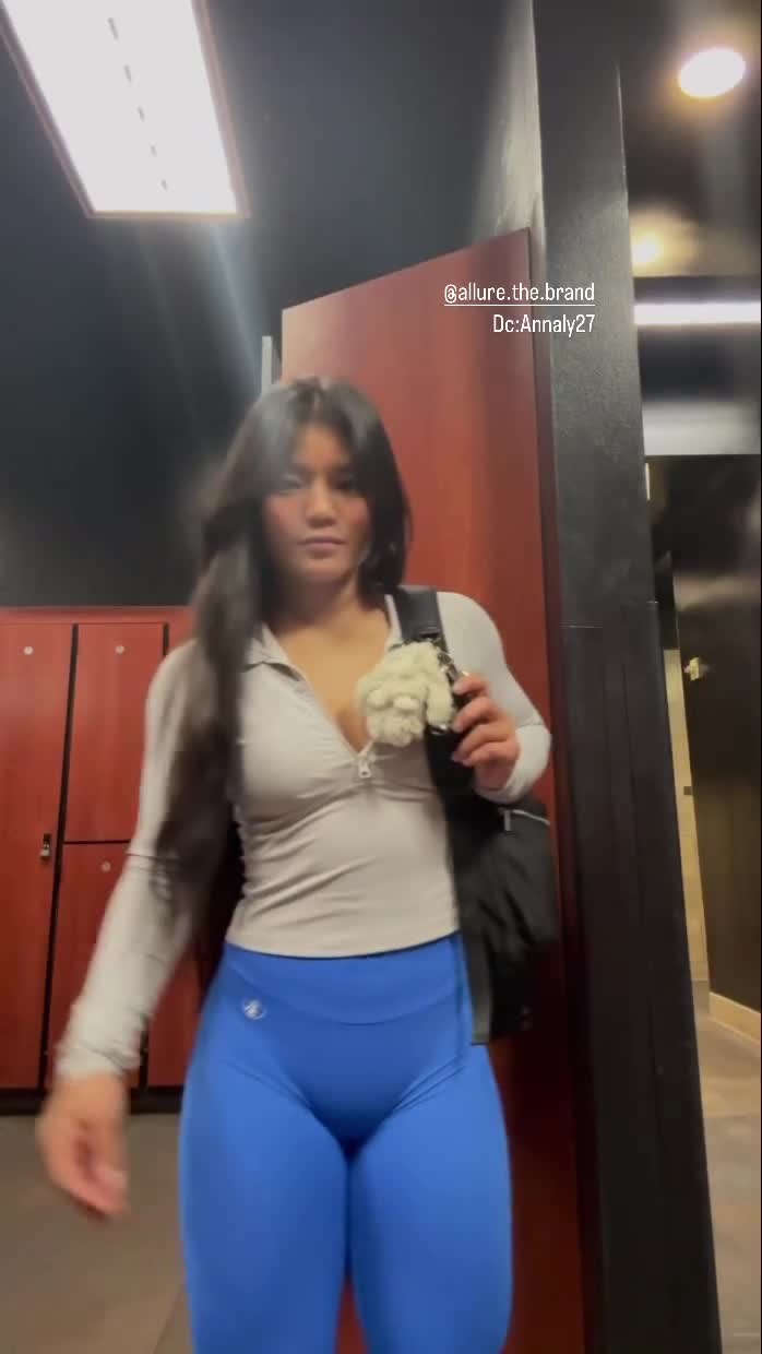 Video 681189 from MsDumpling_