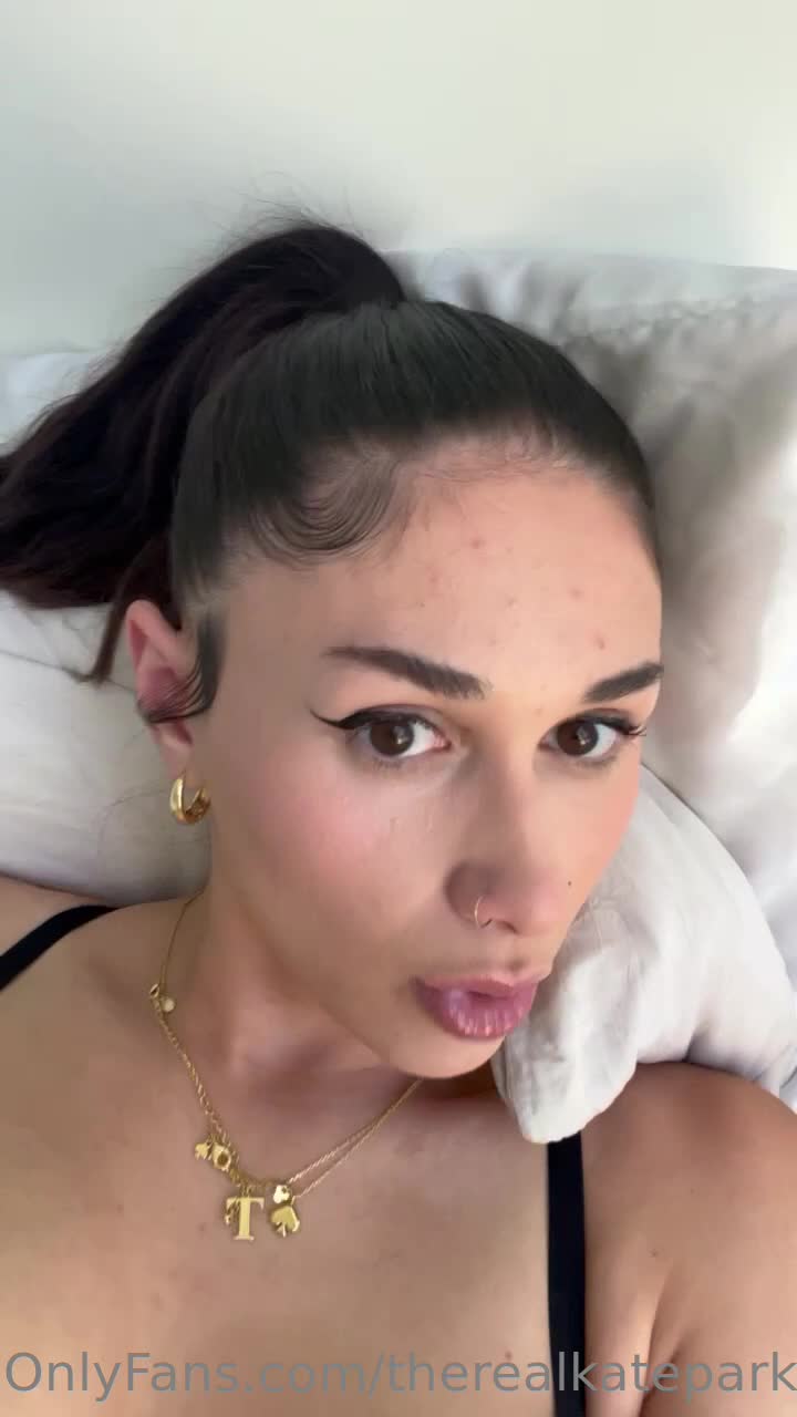 Video 681442 from Kate Parker / officialkateparker