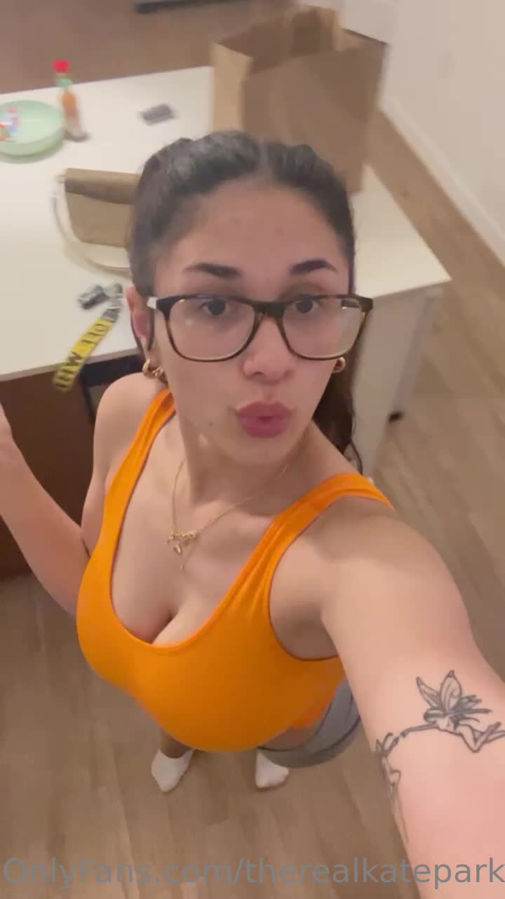 Video 681445 from Kate Parker / officialkateparker