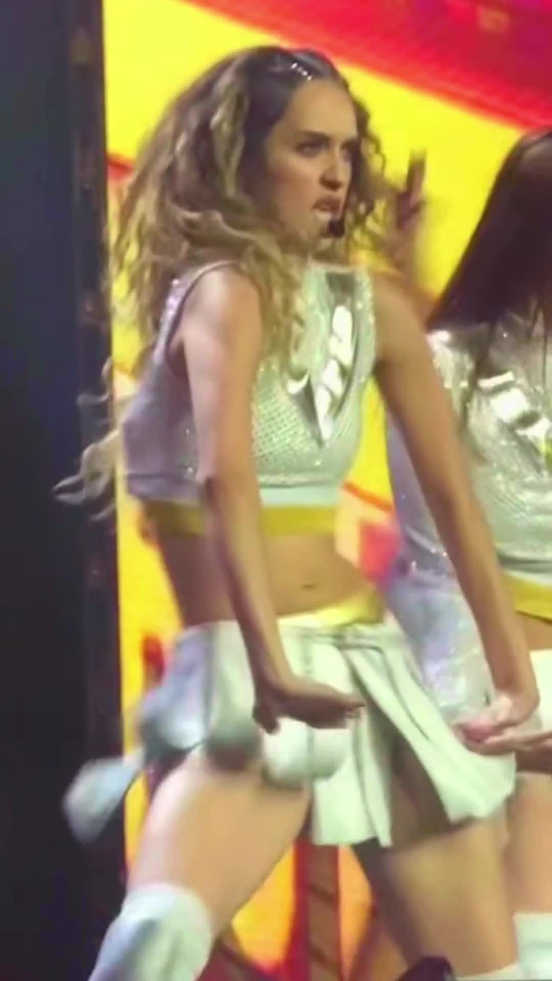 Video 682419 from Daniela Avanzini (Katseye)