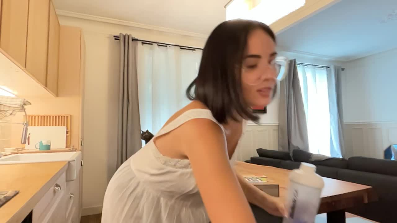 Video 683126 from Agathe Auproux