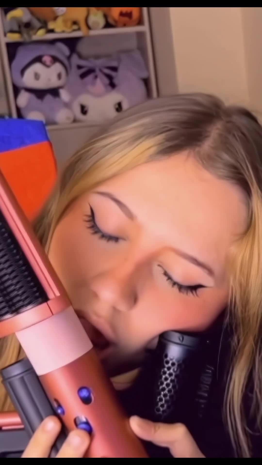 Video 683217 from emikukis