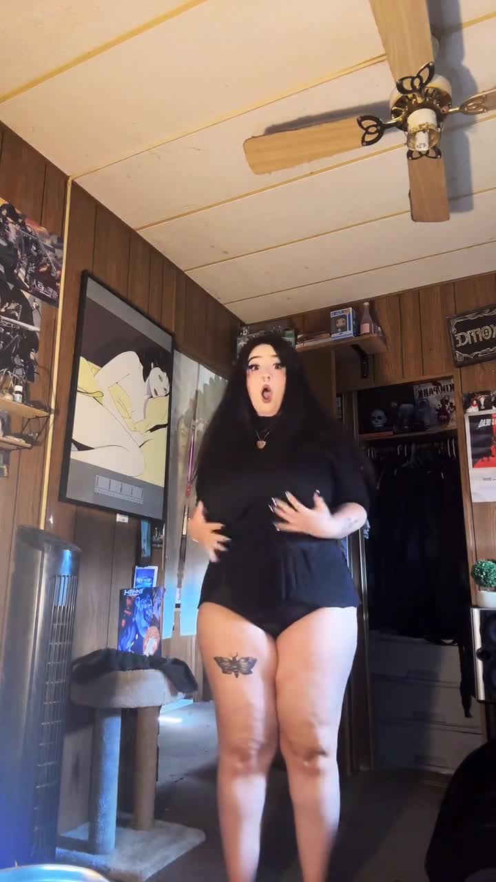 Video 683411 from Trin - xlinkinxparkx // _goths_4_linkinpark // trinlovesxyou