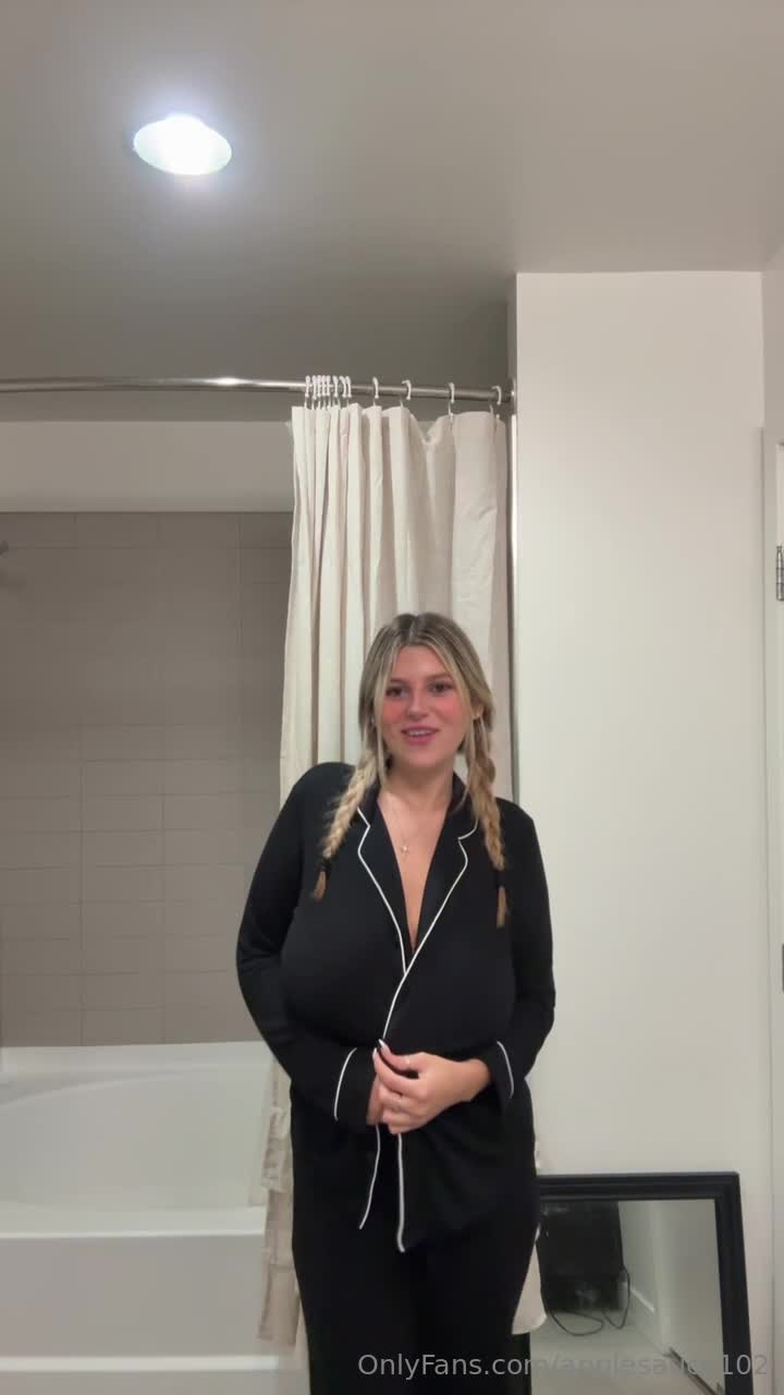 Video 684278 from Applesaucy101