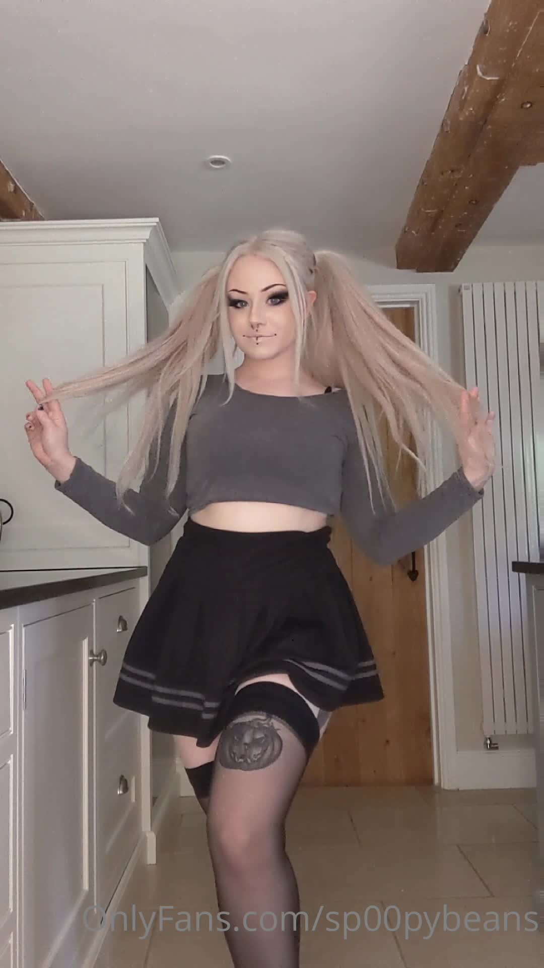 Video 684376 from sp00pybeans / Spoopybeans / Spoopy / Spoop