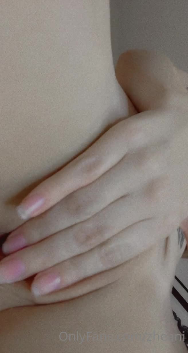 Video 684386 from Zheani