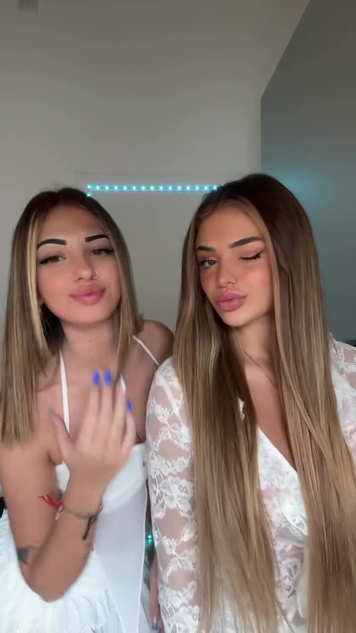 Video 685062 from Luna Bufo | _lastellapiubella_