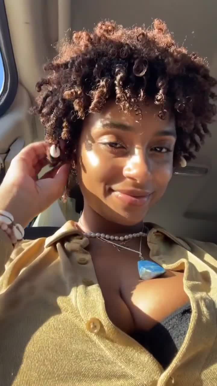 Video 685294 from planterriah | plantergirl