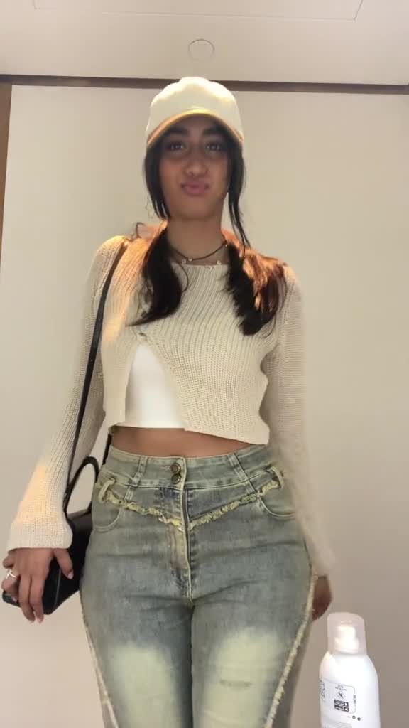 Video 685598 from ritishaaaaaaaaaa / ritisharajkumar