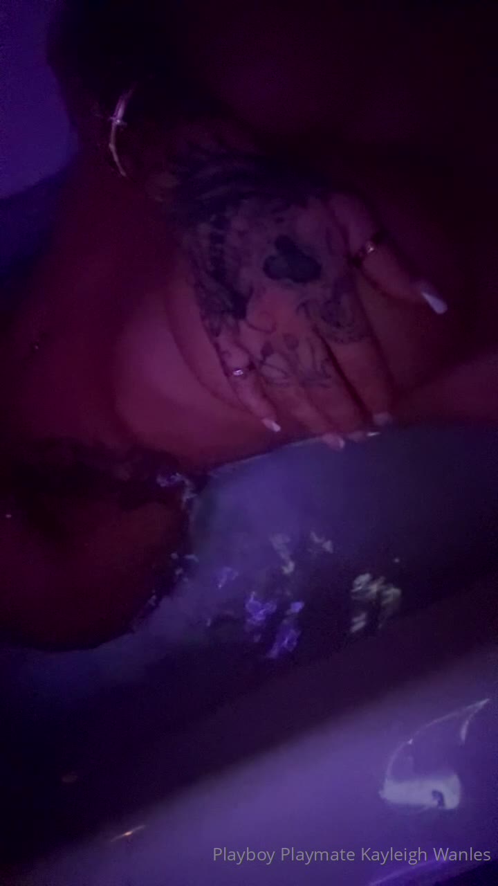 Video 688534 from Kayleigh Wanless