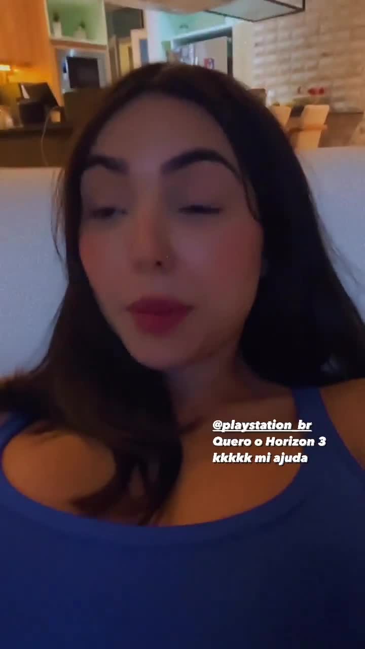 Video 688662 from Nyvi Estephan