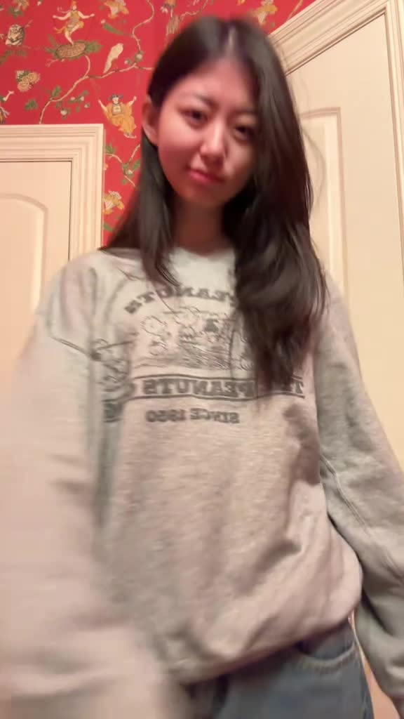 Video 688976 from Lily Liu | lilyisalilsleepy