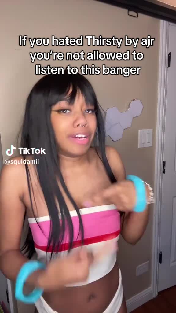 Video 689680 from Squidamii