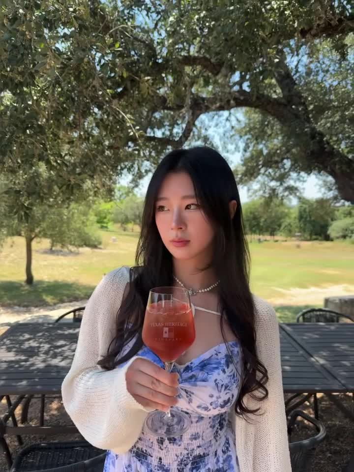 Video 689758 from Jumybear / Jooli Lee