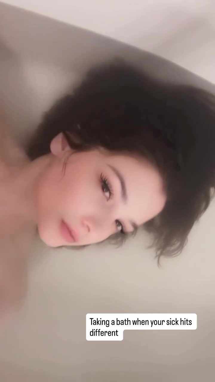 Video 689933 from Eunoia Evangeline / eunoia3t / eunoia_h3