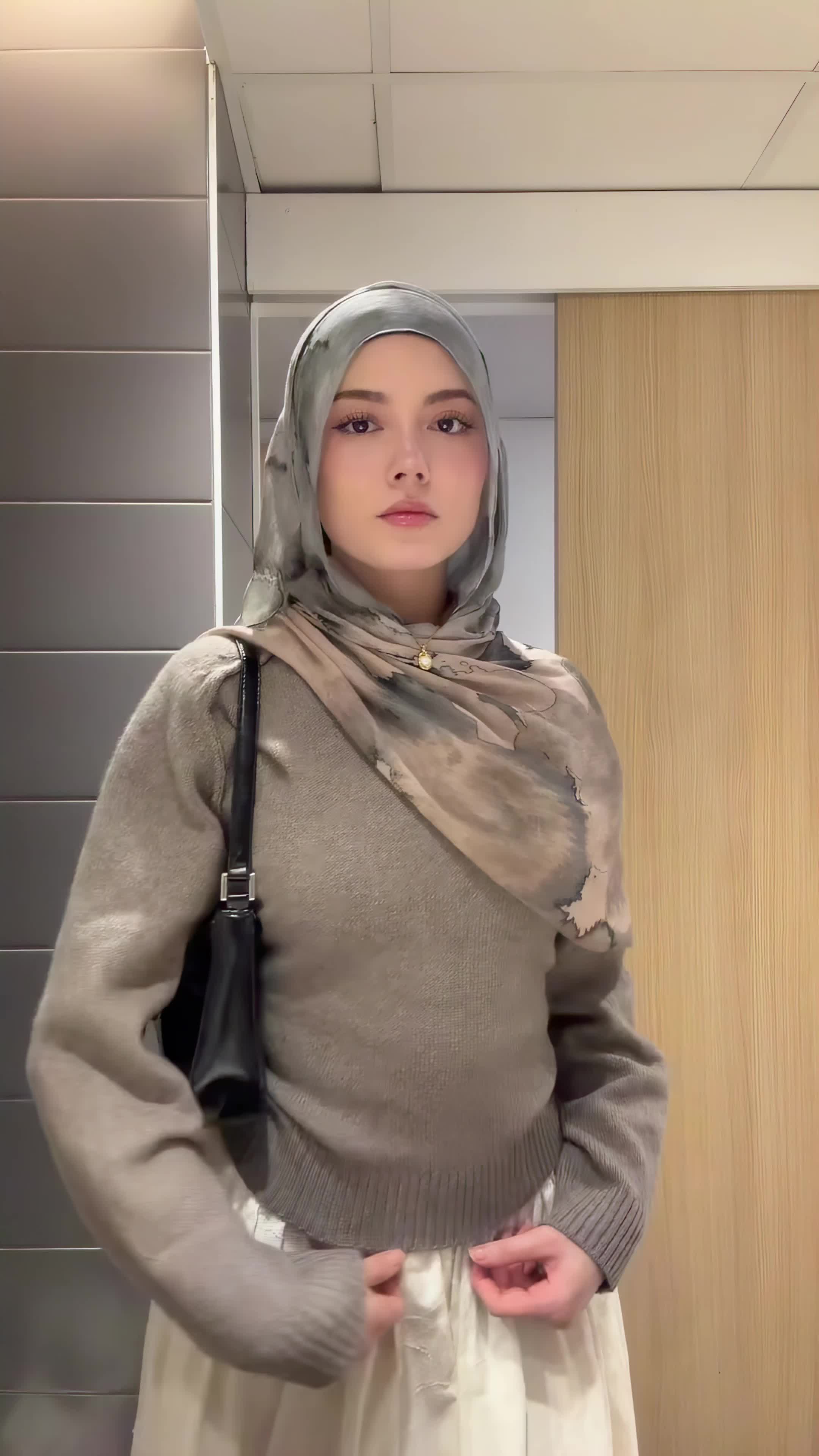 Video 693619 from Sidsityttv / sidsity / Sadeel