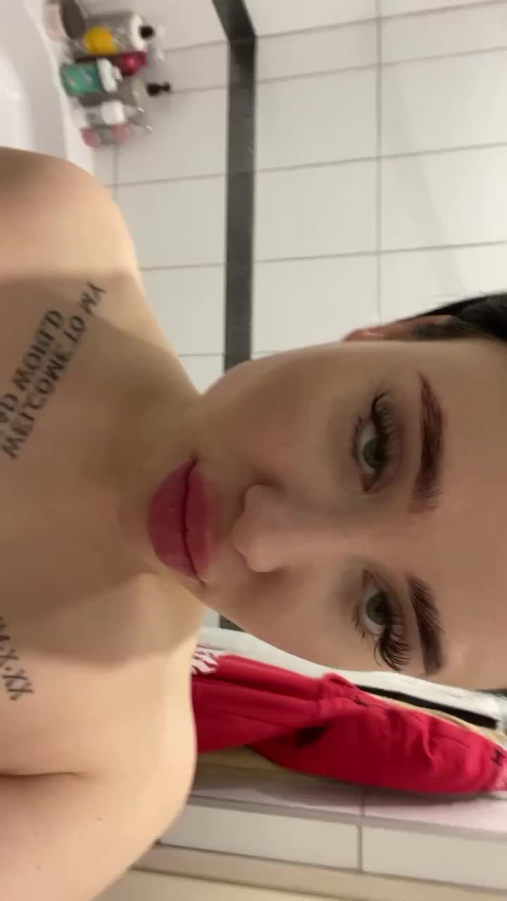 Video 694451 from _kkuullaa__