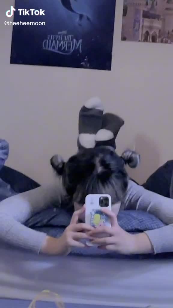 Video 698326 from Heeheemoon / moon_nyang_