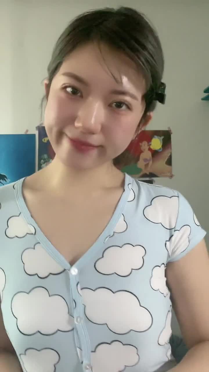 Video 698330 from Heeheemoon / moon_nyang_