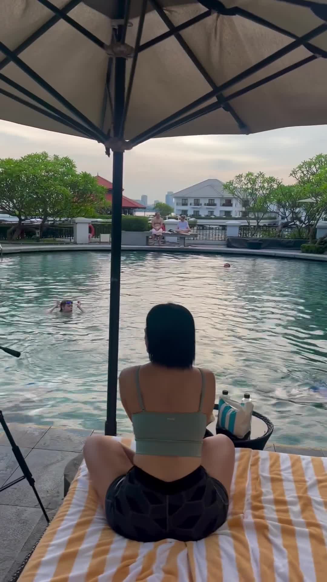 Video 698338 from Heeheemoon / moon_nyang_