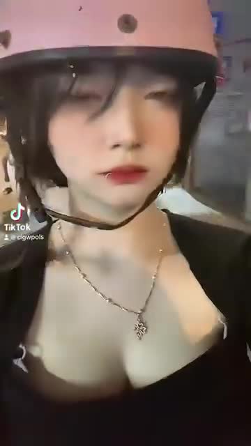 Video 698626 from Wynh Baby/Cigw Pols | cigwpols