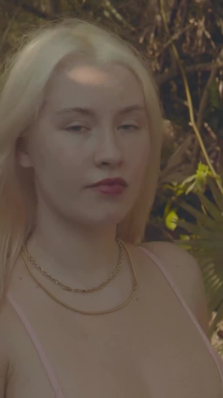 Video 698986 from @MorganElaine20 cancer babyyyy