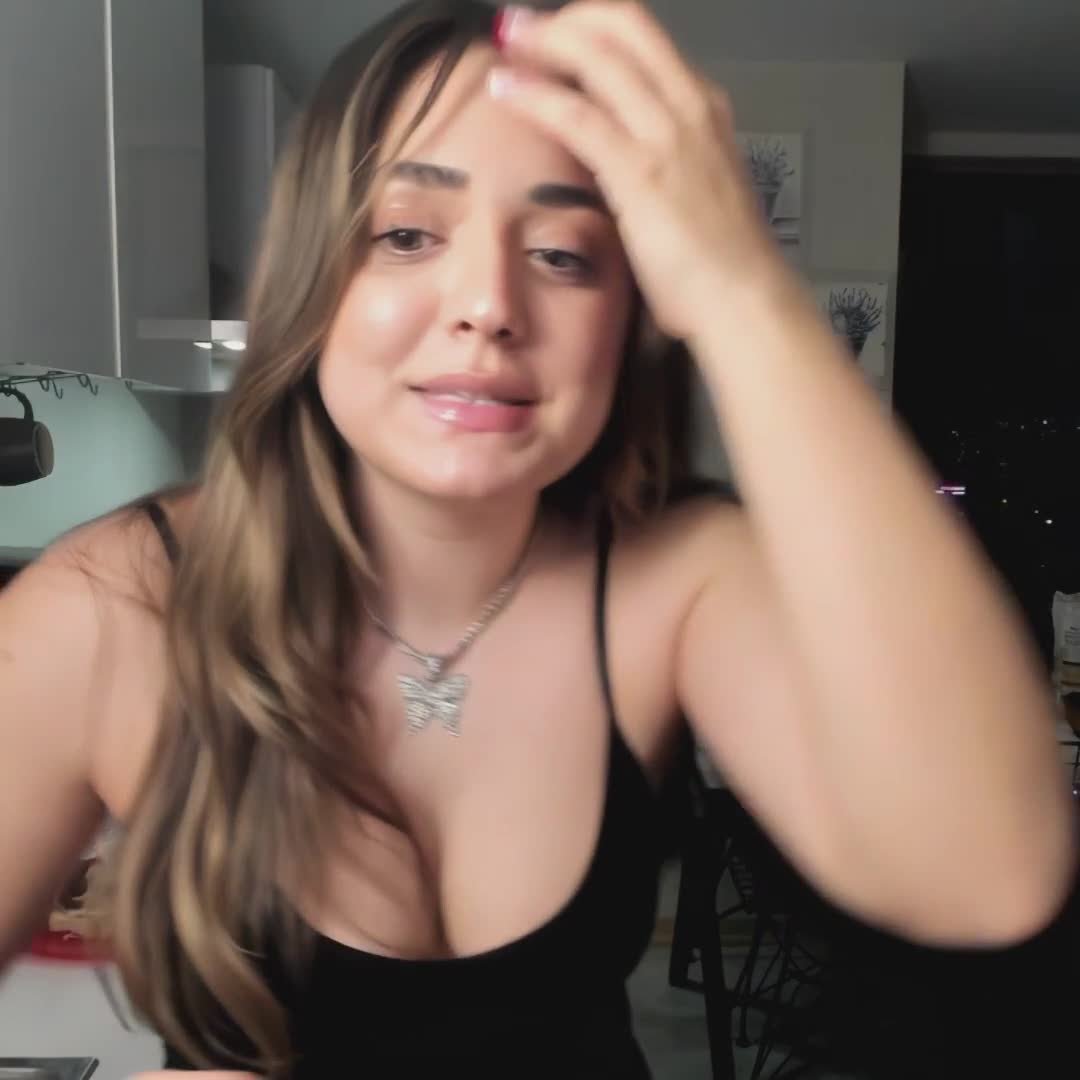 Video 699631 from Elanur