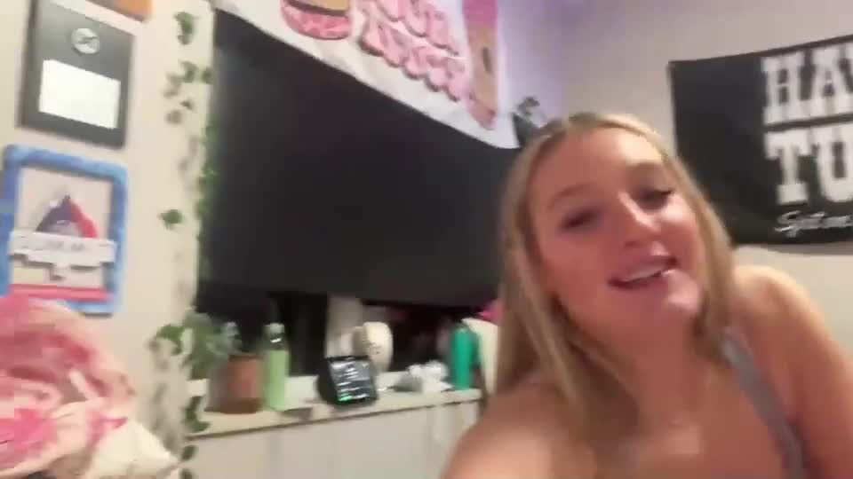 Video 700662 from lexarose05 / lexaarose05 / lexaarose